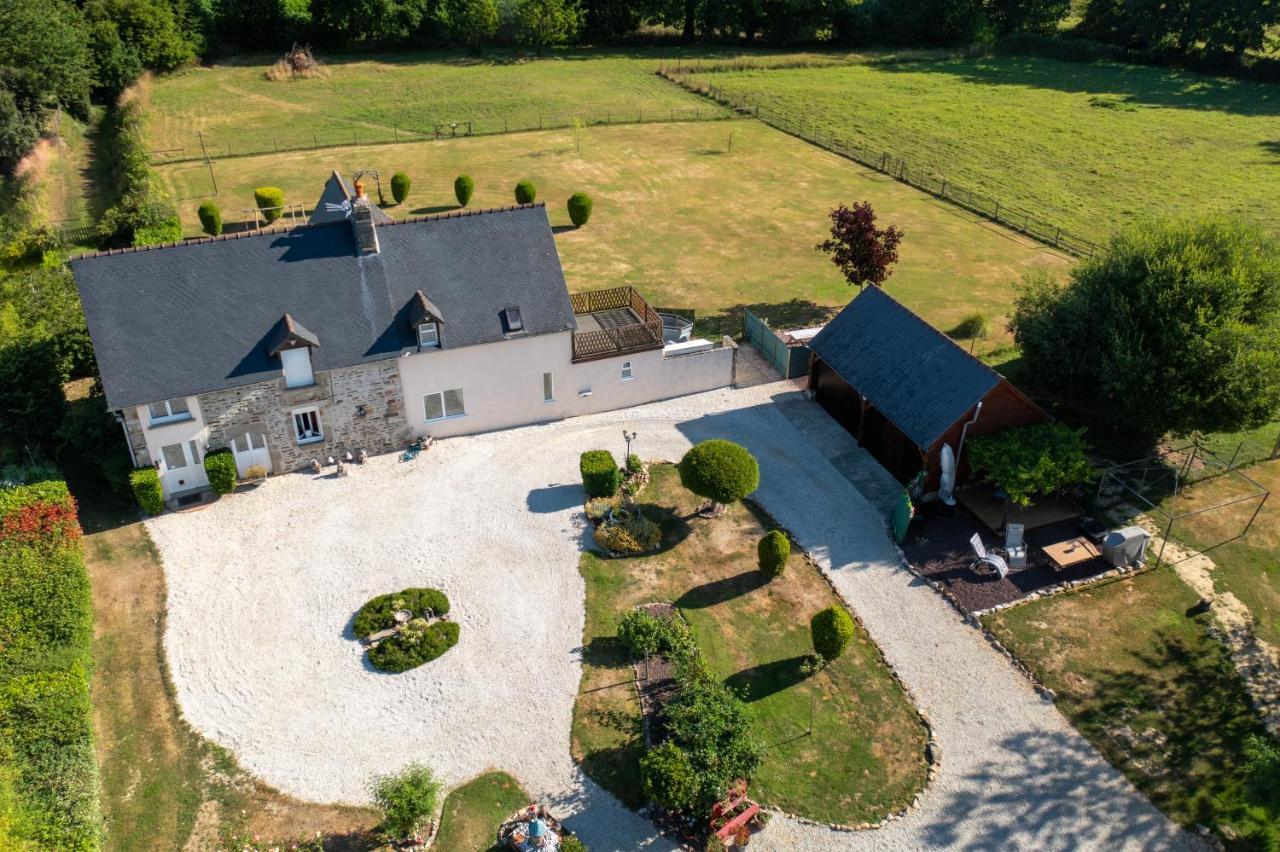 Maison La Touchardiere * Barenton